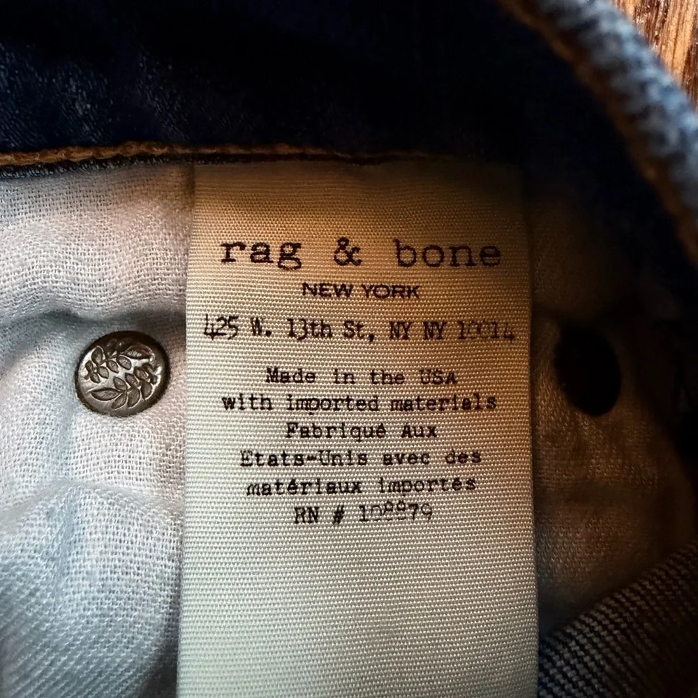 Rag & Bone Mid Rise Ankle Jeans – Yesler Wash – Raw Hem – Size 27